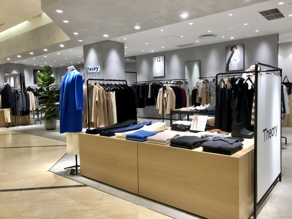 Theory》新作コートのご紹介 | ショップブログ | 東急百貨店 Theory》新作コートのご紹介 | ショップブログ | 東急百貨店