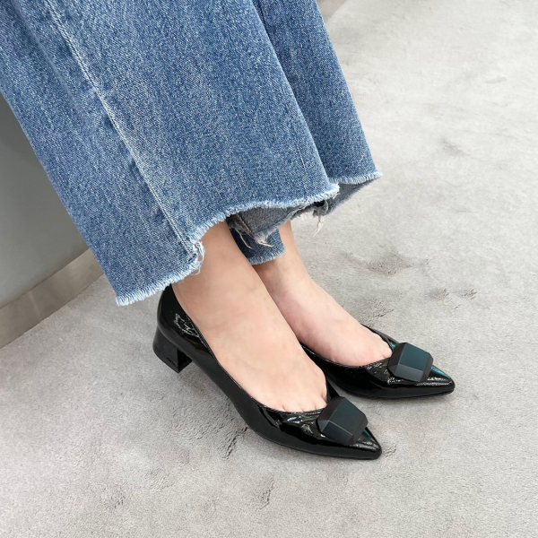 MODE ET JACOMO 〗ダイヤモチーフポインテッドトゥパンプス